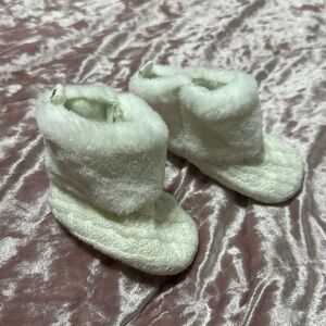 Baby shoes